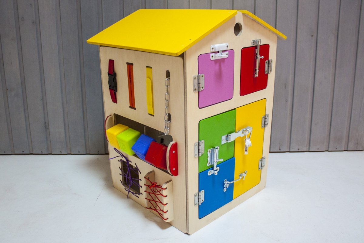 Бизиборд Дом