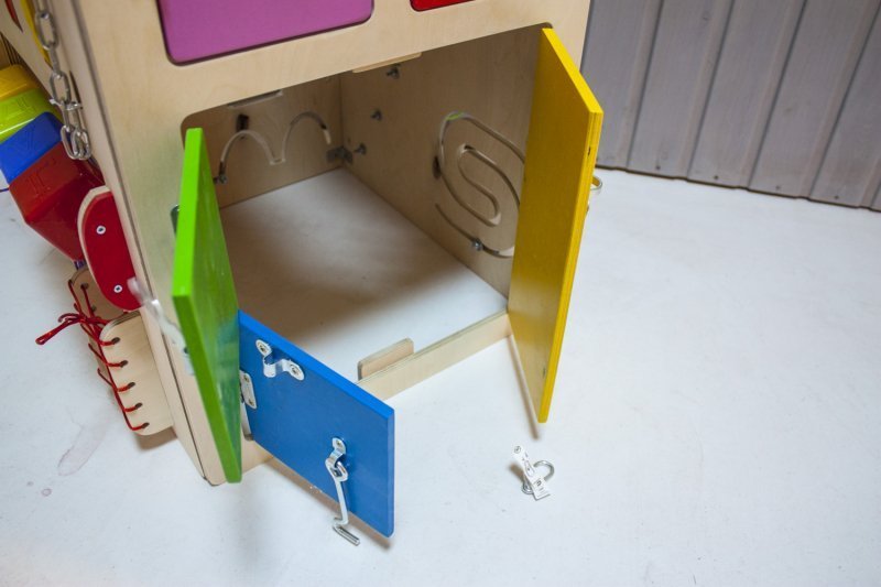 Бизиборд Дом