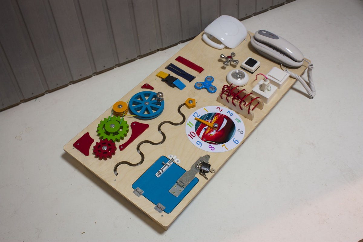 Развивающий бизиборд макси